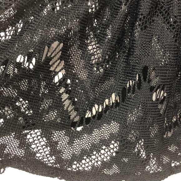 [BCBGeneration] Scoop Neck Peplum Lace Tank Top - Picture 4 of 6